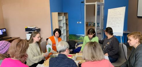 Вимушеним переселенцям у Хотині розповіли про право на БПД