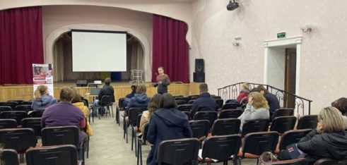 Як система безоплатної правової допомоги захищає осіб, що потерпіли від домашнього насильства або насильства за ознакою статті розповідаємо під час заходів з партнерами