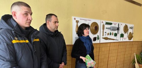 Школярі Кременеччини дізналися не лише про мінну небезпеку,  а також про відновне правосуддя