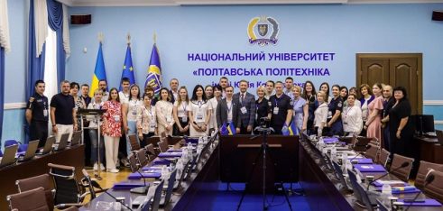 Як система БПД допомагає особам, що постраждали від домашнього насильства говорили  під час круглого столу  у Полтаві