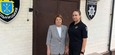 У Хмельницькому патрульних поліції навчали, як не порушувати права затриманих людей