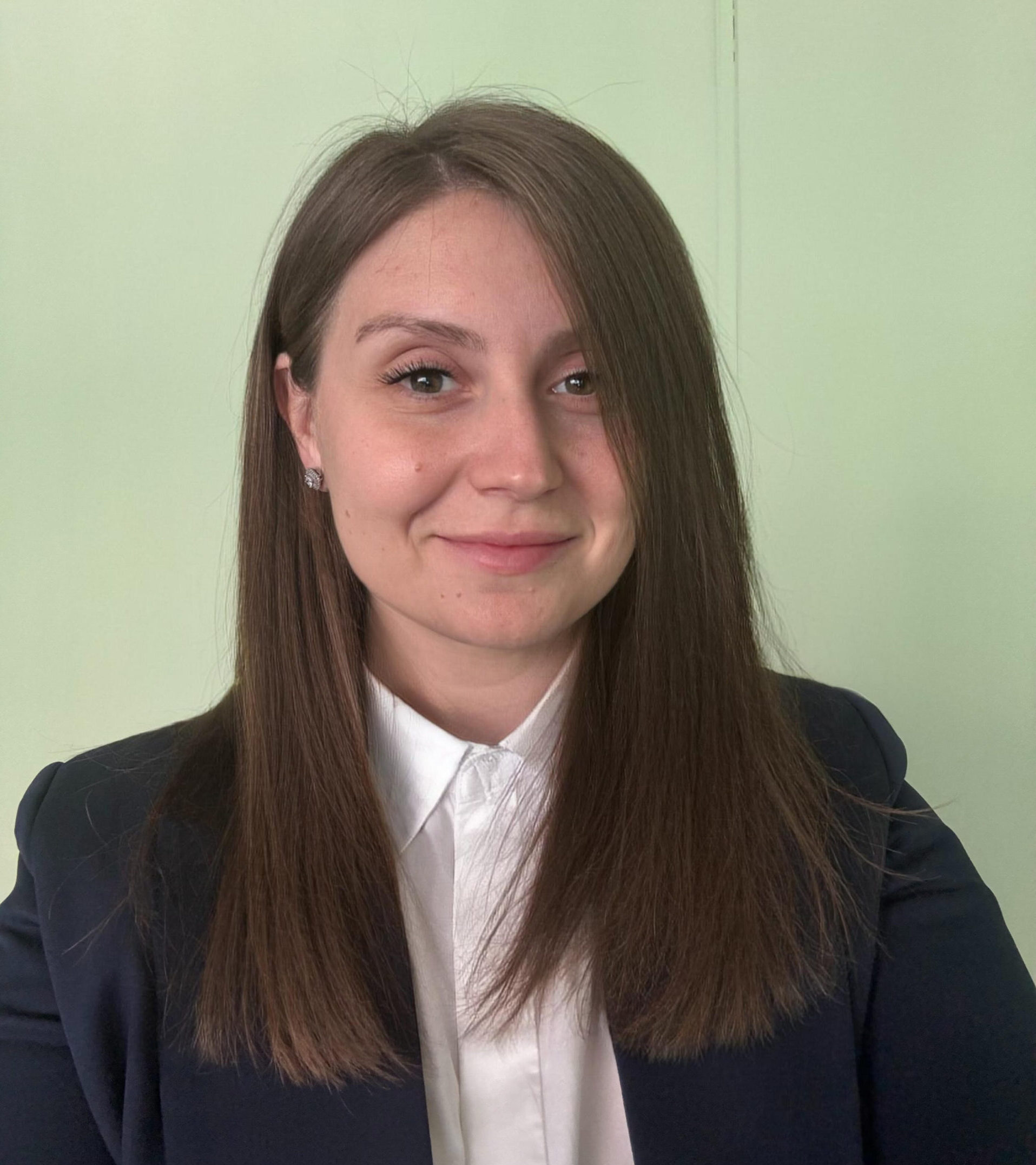 Адковат Мачулян Крістина Костянтинівна