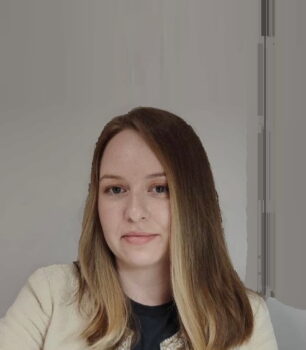 Захарова Олена Олегівна