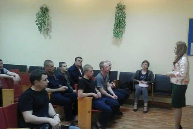 photo3